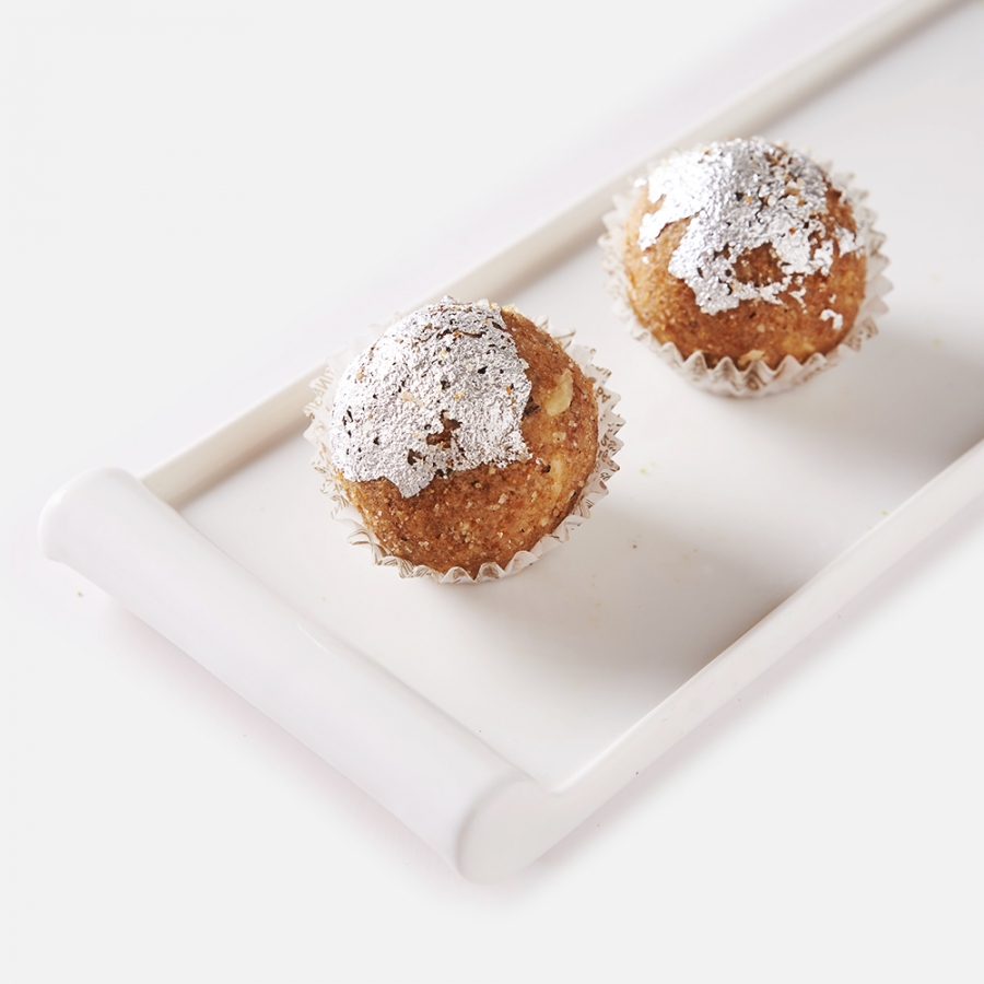 Gondgiri Laddoo